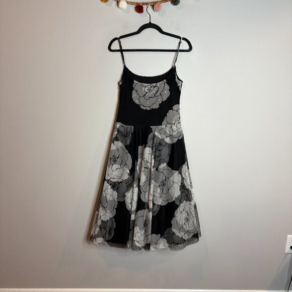 Y2K Vintage BCBG MaxAzria black and white beaded tulle dress - Picture 6 of 6